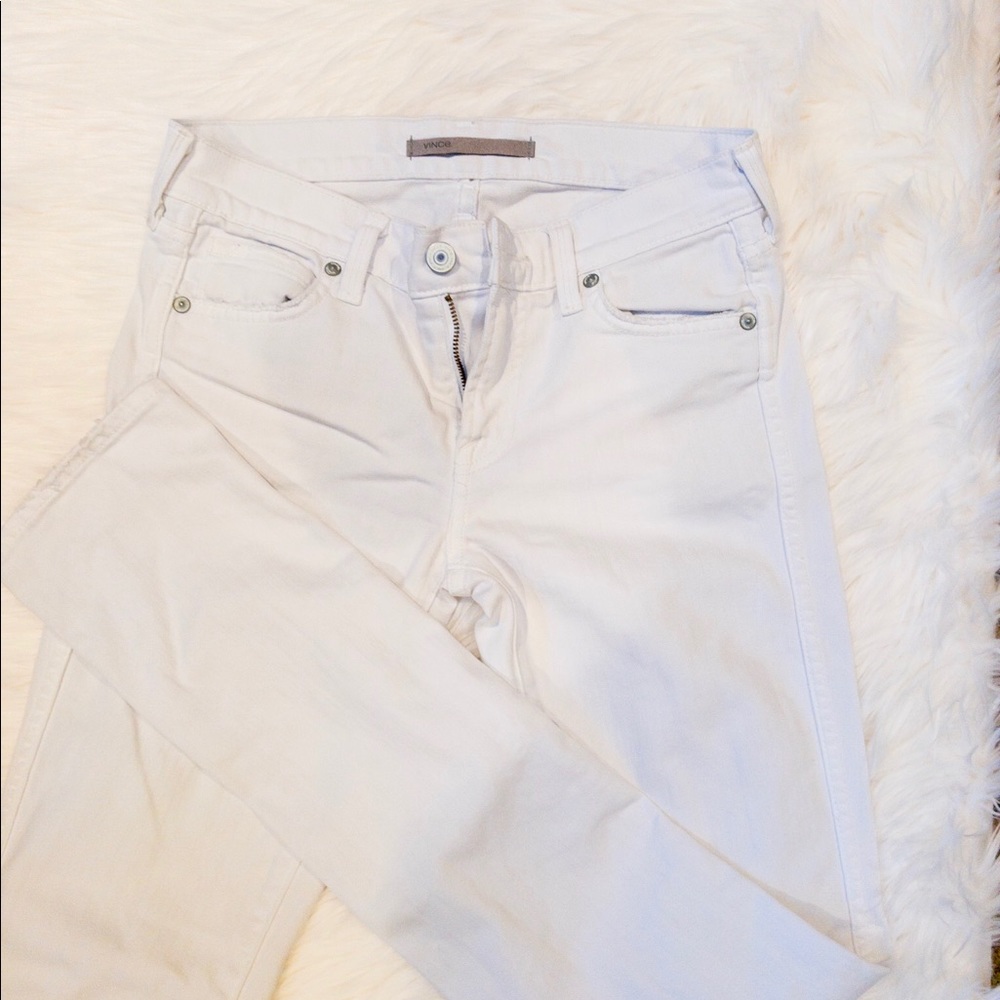 Vince. Size 25 white jeans
